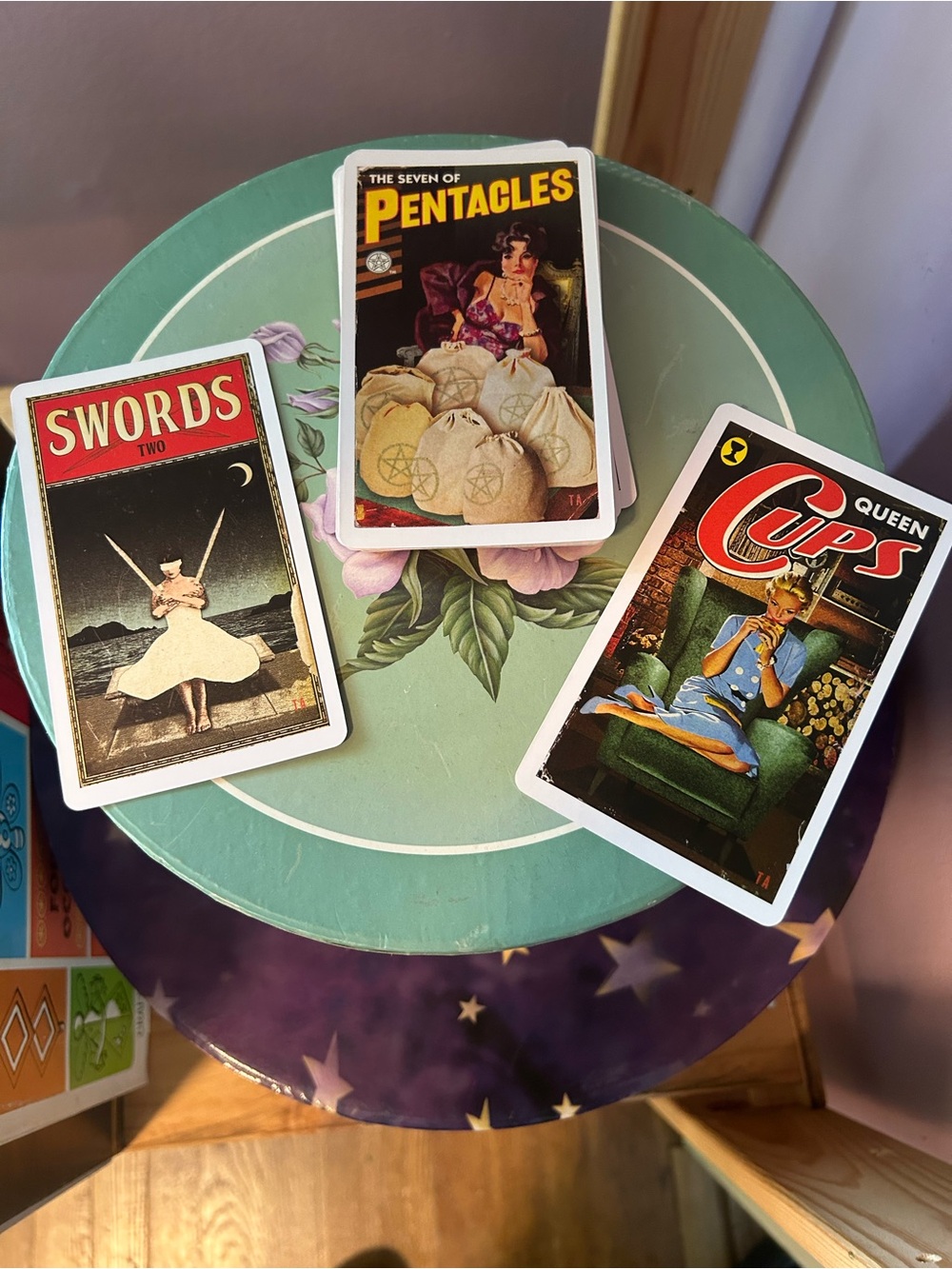 Vintage Pulp Art Style Tarot Card Deck
